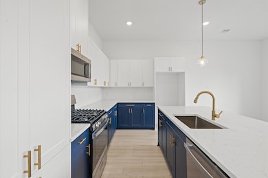 10098 Serrano Park Dr, Houston, TX 77075 - photo 7