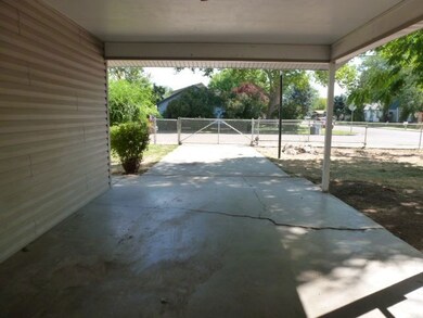 1004 E Lincoln Ave, Nampa, ID 83686 - photo 2