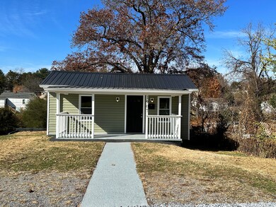 1907 E Myrtle Ave, Johnson City, TN 37601 - photo 2