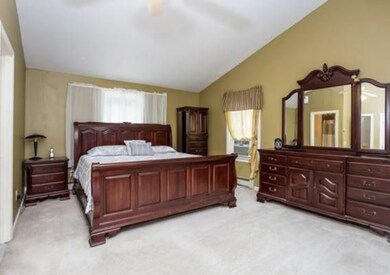 43 Bow St unit Master, Carver, MA 02330 - photo 2