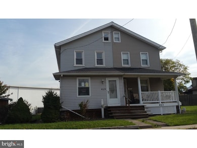 415 W 5th St, Lansdale, PA 19446 - photo 3