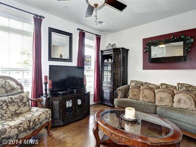 7955 Crescent Park Dr unit 155, Gainesville, VA 20155 - photo 3