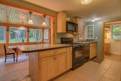 161 Mirror Lake Rd, North Woodstock, NH 03262 - photo 5