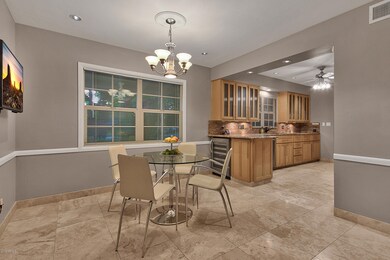 Breakfast Room