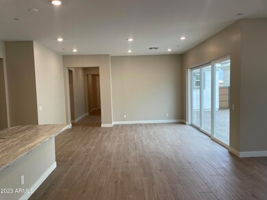 Dining/Greatroom 3