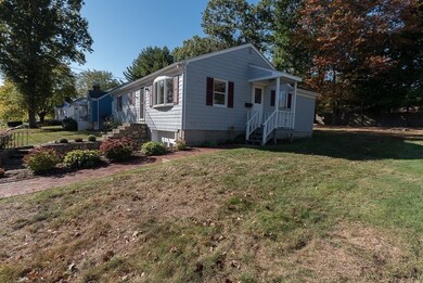 34 Roosevelt Ave, North Attleboro, MA 02760 - photo 3