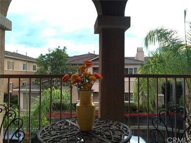 Light and bright end unit with a beautiful balcony
