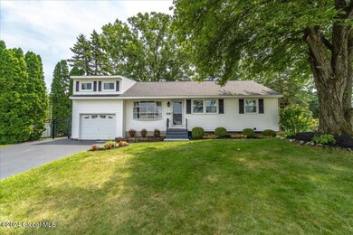 31 Margaret Dr, Albany, NY 12211 - photo 2