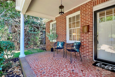 2226 Wilmore Dr, Charlotte, NC 28203 - photo 3