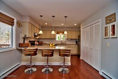 199 Crocketts Crescent, Pocono Pines, PA 18350 - photo 6