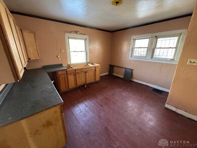 1727 W Riverview Ave, Dayton, OH 45402 - photo 7