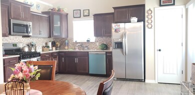 13573 Tynemouth St, El Paso, TX 79928 - photo 6