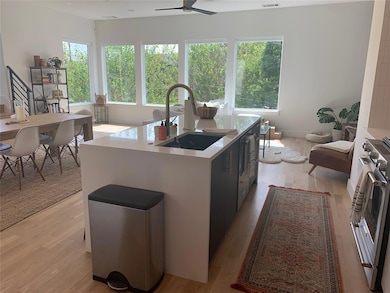 5704 Bryan Pkwy unit 104, Dallas, TX 75206 - photo 4