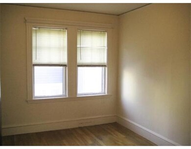 16 Templeton Pkwy unit |PARKWAY, Watertown, MA 02472 - photo 4