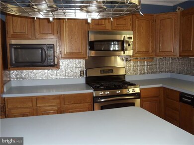 31 Jefferson Ave, Mount Ephraim, NJ 08059 - photo 6