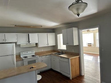 457 4th Ave, Mobile, AL 36611 - photo 2