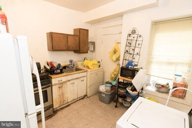 1302 Ensor St, Baltimore, MD 21202 - photo 3