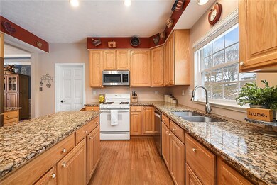 113 Majestic Dr, Canonsburg, PA 15317 - photo 6