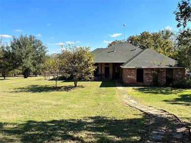 102 Advance Rd, Weatherford, TX 76088 - photo 2