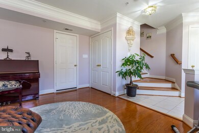 23413 Rainbow Arch Dr, Clarksburg, MD 20871 - photo 2
