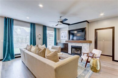 19505 Crest Ridge Dr, Edmond, OK 73012 - photo 5