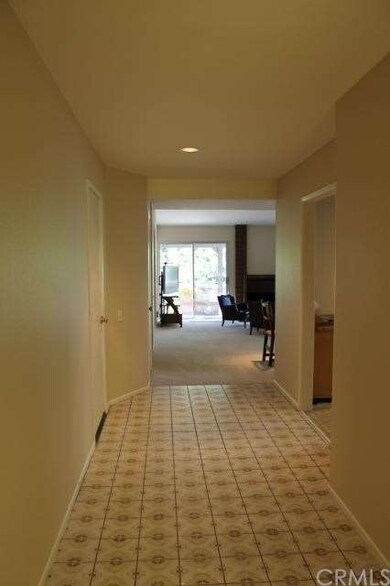 Entryway towards living/dining combo and kitchen o