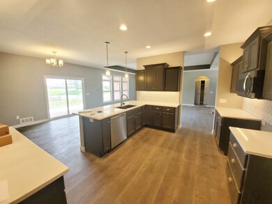 17033 Hamptons Pkwy, New Haven, IN 46774 - photo 4