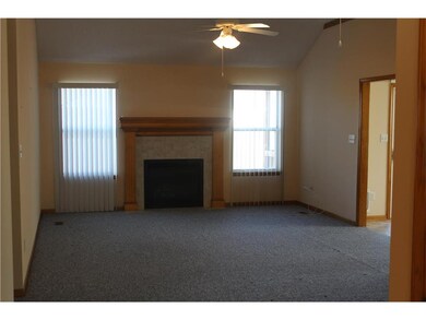 Large open family room/ dining Room combo!