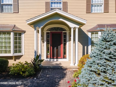 11 Gloria Ln, Schenectady, NY 12309 - photo 2