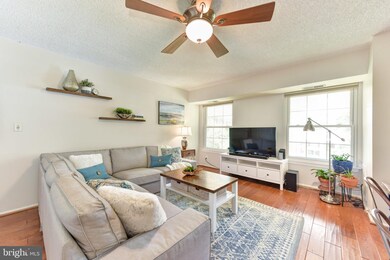 7721 Tremayne Place unit 307, McLean, VA 22102 - photo 4