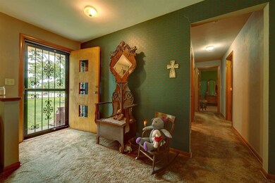 923 E 1st St, Auburn, IN 46706 - photo 7