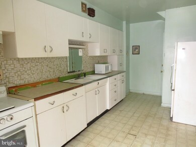 6122 The Alameda, Baltimore, MD 21239 - photo 6