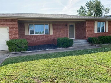 4013 N Chapman Ave, Shawnee, OK 74804 - photo 5