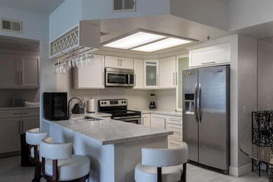 680 Camino de la Reina unit 2302, San Diego, CA 92108 - photo 5