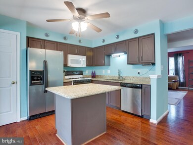 9019 Falcon Glen Ct, Bristow, VA 20136 - photo 7