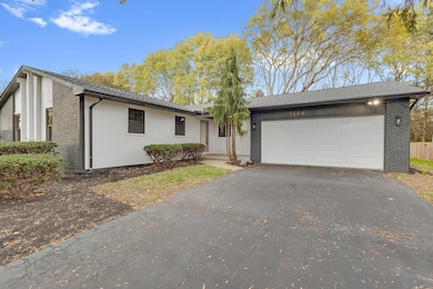 1164 Northport Dr, Columbus, OH 43235 - photo 2