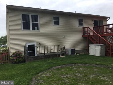 9402 Seven Courts Dr, Nottingham, MD 21236 - photo 5