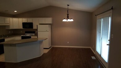 5677 Maple Ln, Newburgh, IN 47630 - photo 4