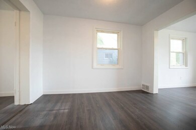 2310 Rockefeller Rd, Wickliffe, OH 44092 - photo 7