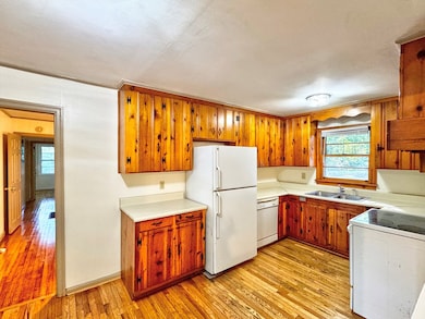 109 Dogwood Dr, Lagrange, GA 30241 - photo 3