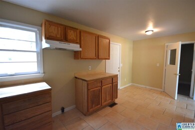 321 22nd Ct NE, Center Point, AL 35215 - photo 3