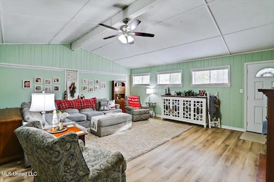 07-532 Bellevue St