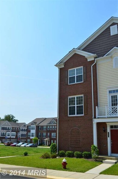 25474 Schooley Mill Terrace, Chantilly, VA 20152 - photo 2