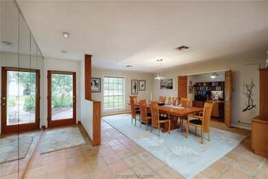 1811 Shadowwood Dr, College Station, TX 77840 - photo 7