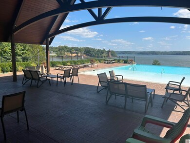 142 Trails End Ln, Murray, KY 42071 - photo 2