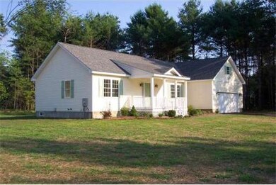 21 E Wayland Dr, Greenfield, MA 01301 - photo 2