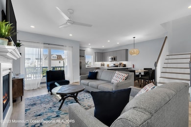 121 Dewey Dr, Toms River, NJ 08751 - photo 2