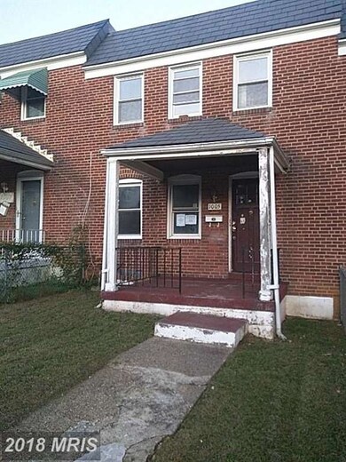 1005 Lyndhurst St, Baltimore, MD 21229 - photo 2