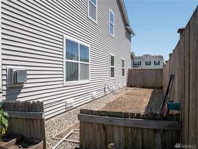 203 Silvernail St NE, Orting, WA 98360 - photo 6