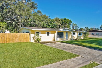 28 Lynwood Ave, Titusville, FL 32796 - photo 2